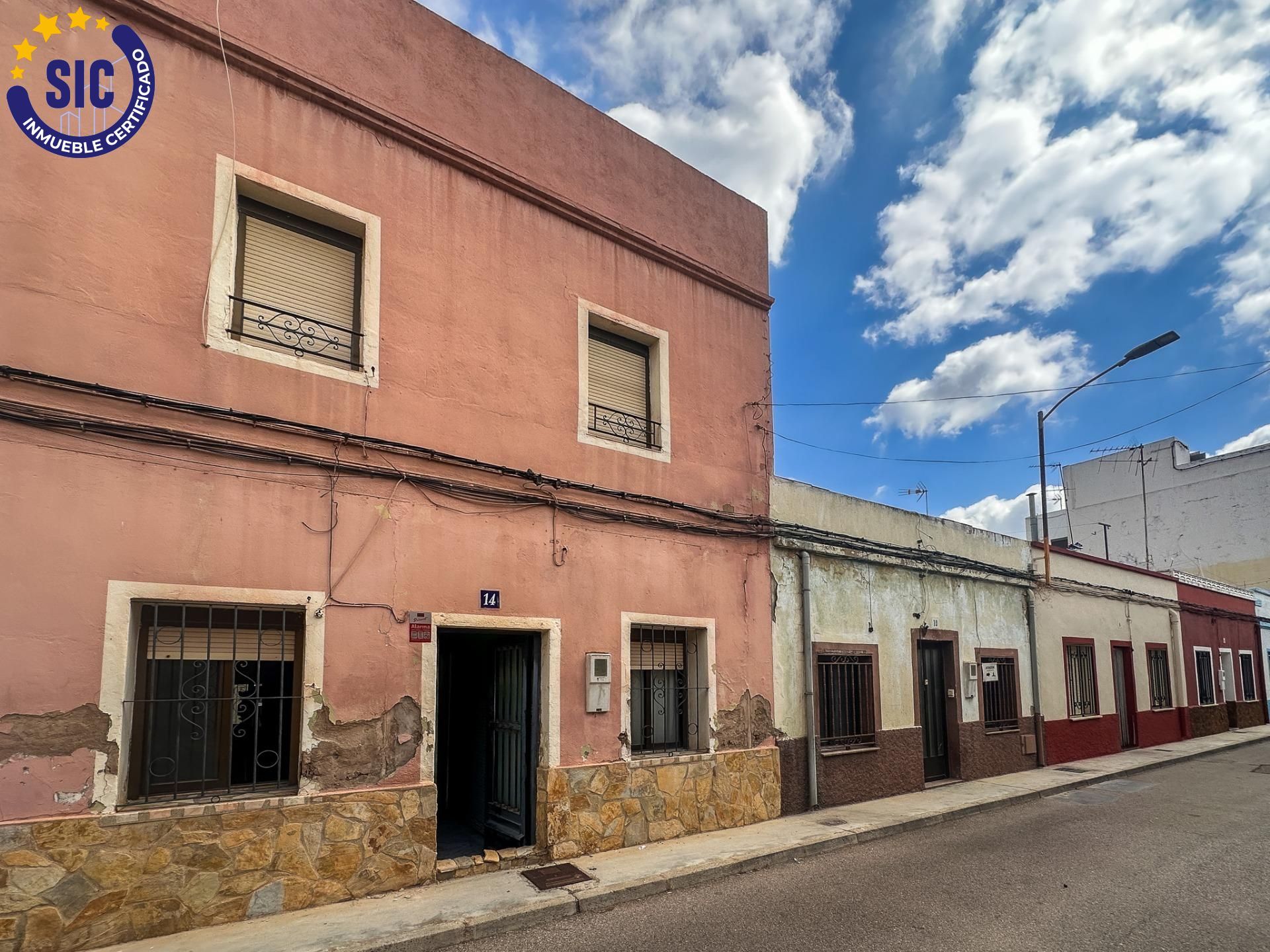 Exterior view of House or chalet for sale in Castellón de la Plana / Castelló de la Plana  with Terrace, Storage room and Alarm