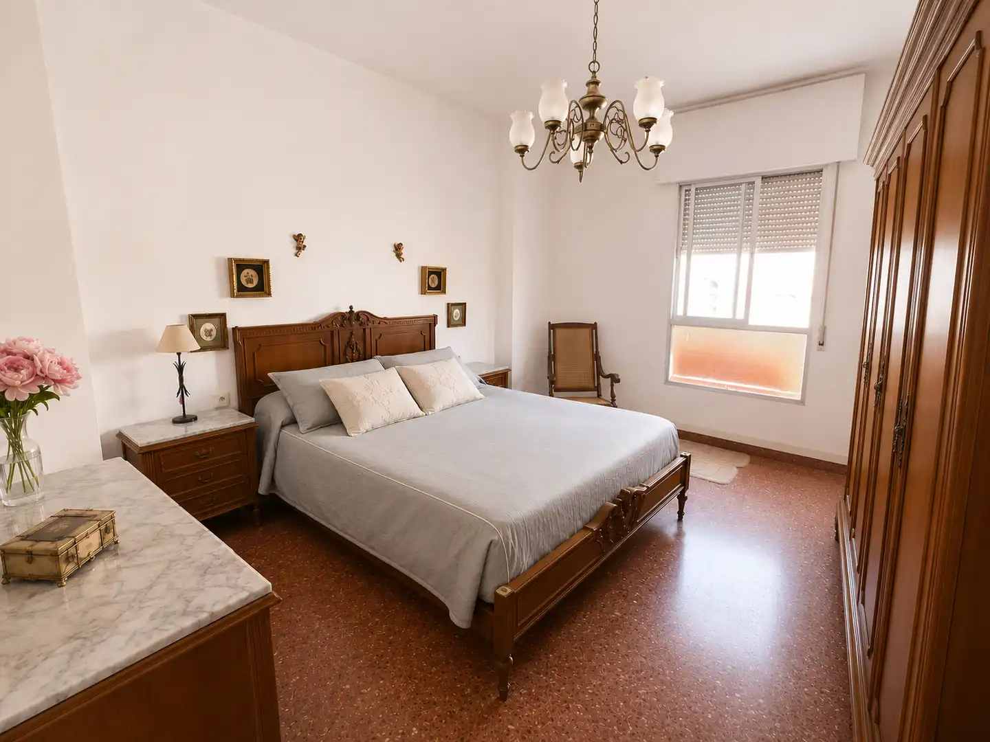 Dormitori de Pis en venda en Almería amb Aire condicionat, Terrassa i Moblat