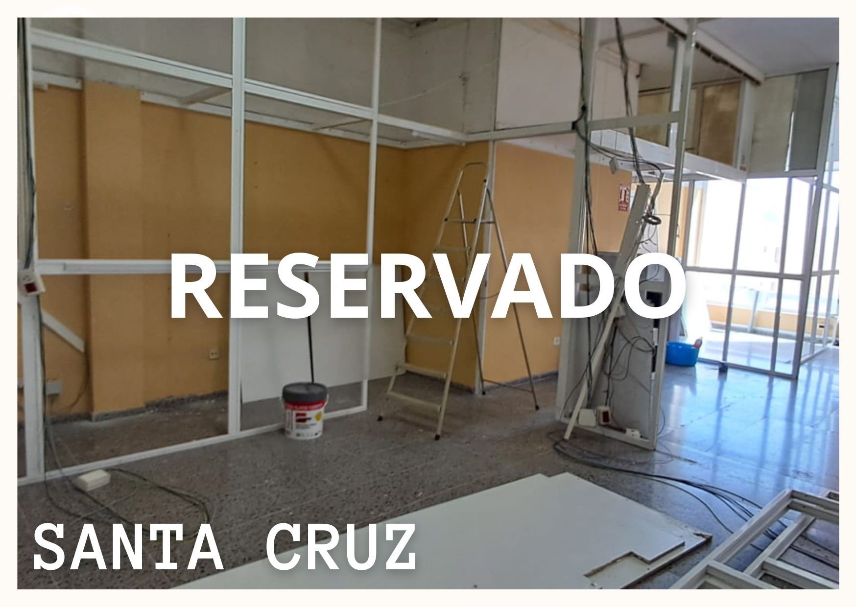 Premises for sale in  Santa Cruz de Tenerife Capital  with Air Conditioner, Terrace and Alarm