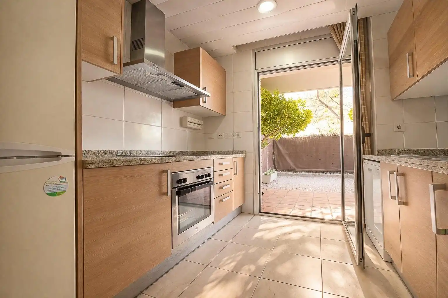 Kitchen of Flat for sale in Salou  with Air Conditioner, Heating and Private garden