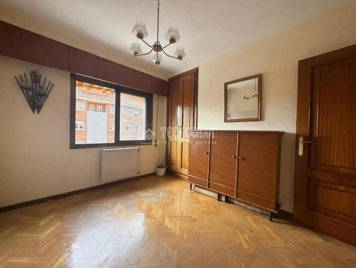 Dormitori de Pis en venda en Madrid amb Aire condicionat, Parquet i Terrassa