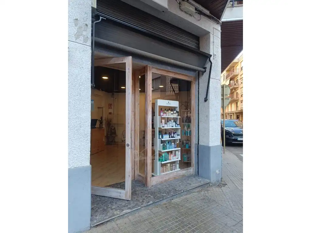Business premises to rent in Calle Lluis Companys, imagen 8