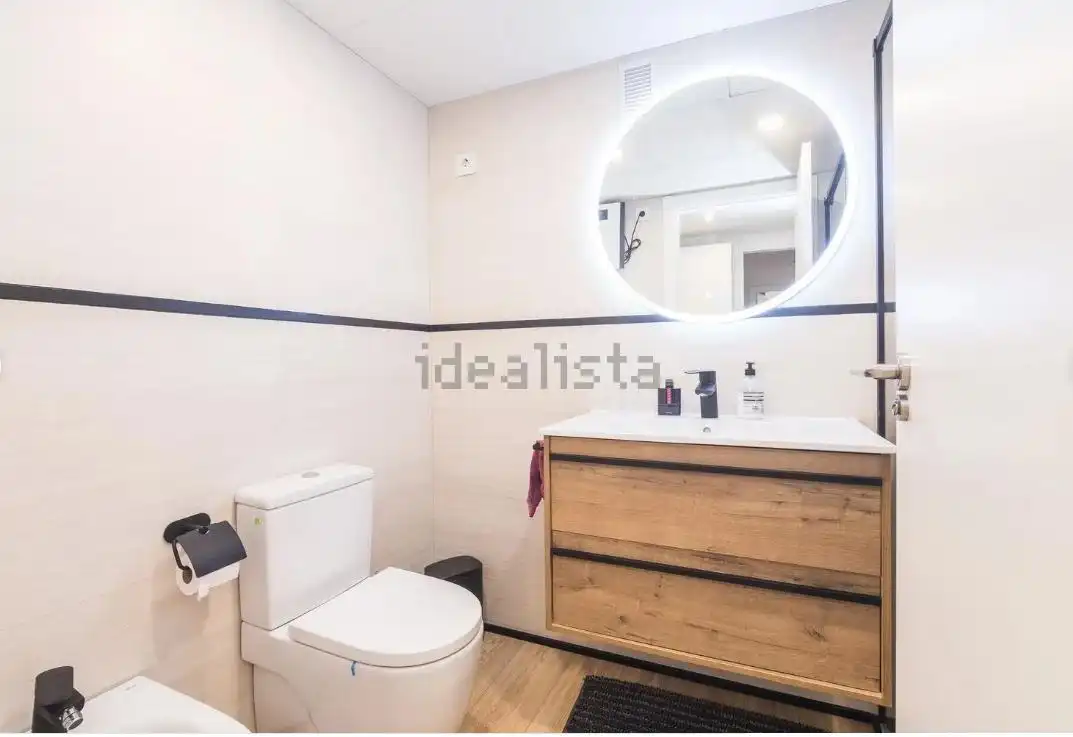 Bathroom of Flat for sale in Alicante / Alacant  with Air Conditioner, Heating and Storage room