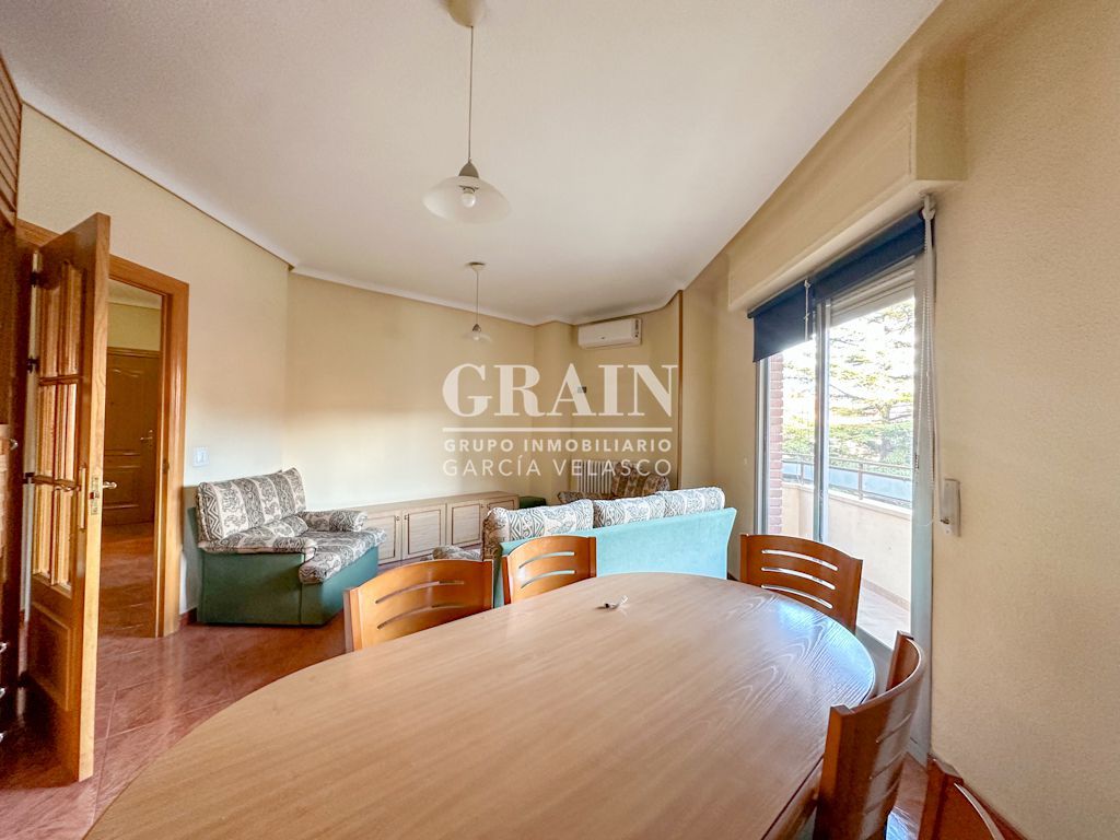 Living room of Flat for sale in  Albacete Capital  with Air Conditioner, Heating and Storage room