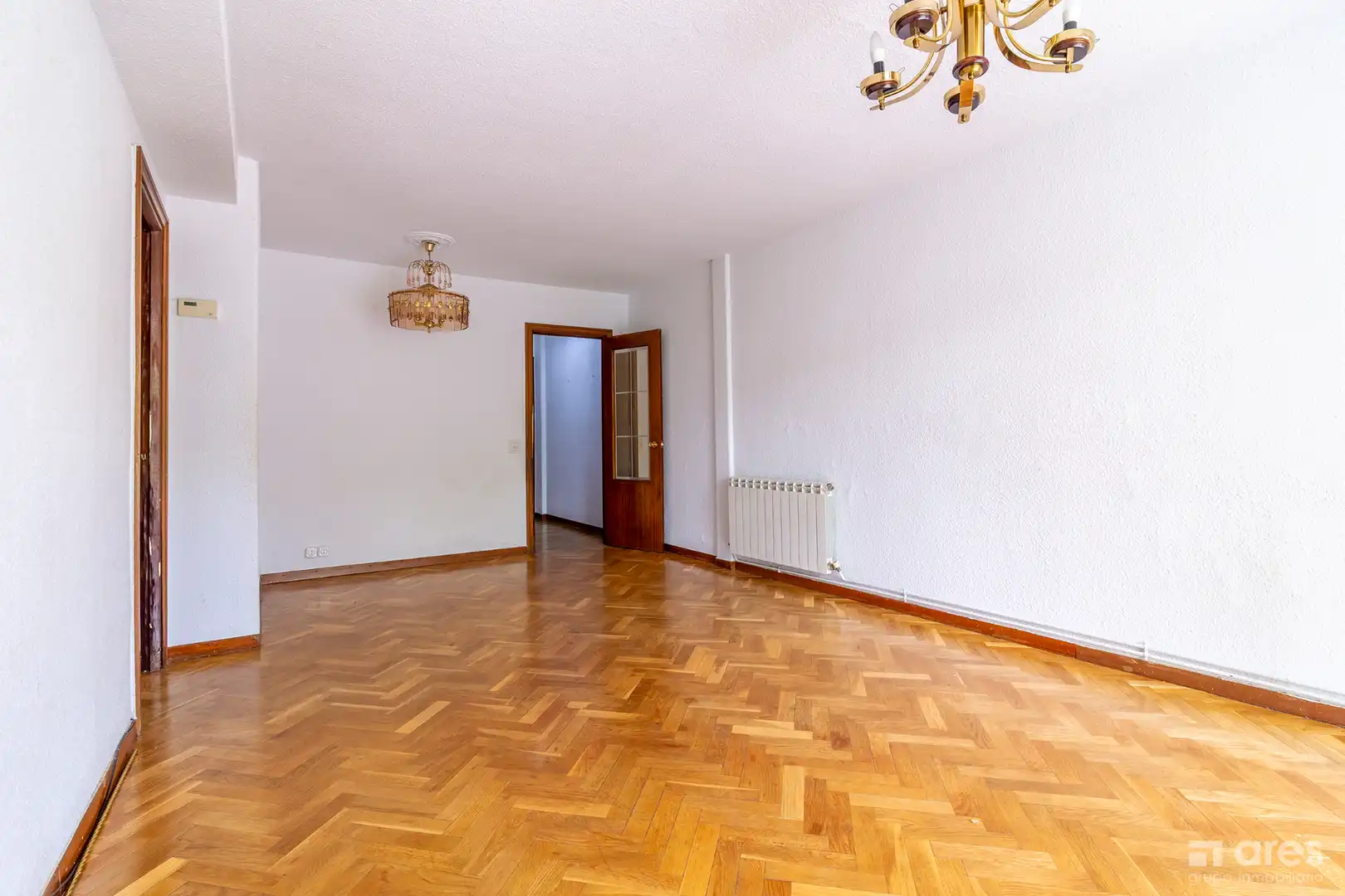 Sala d'estar de Pis en venda en Alcorcón amb Calefacció, Terrassa i Moblat