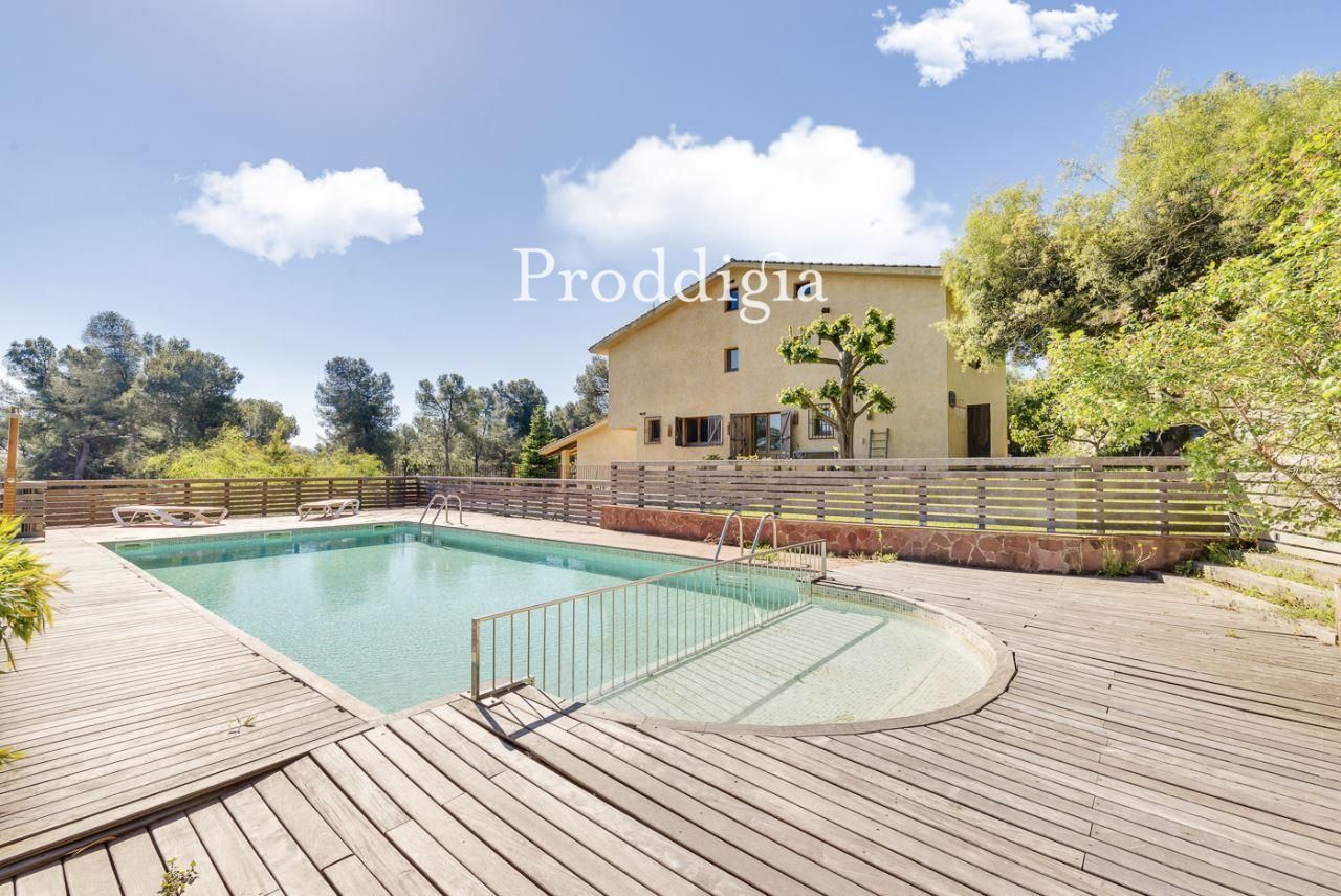 Swimming pool of House or chalet to rent in Sant Cugat del Vallès  with Air Conditioner, Heating and Private garden