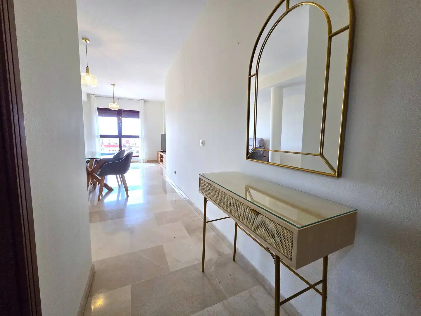 Wohnung zur Miete in Las Palmas de Gran Canaria mit Privatgarten, Abstellraum und Möbliert