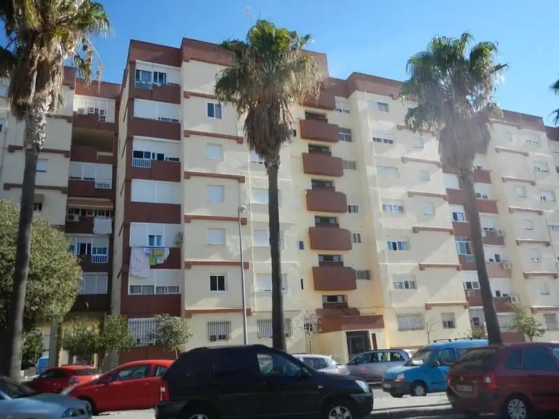 Piso con terraza en venta en El Carmen
