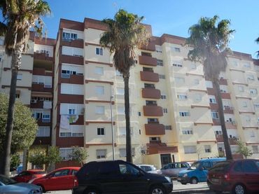 Pis amb balcó en venda a El Carmen