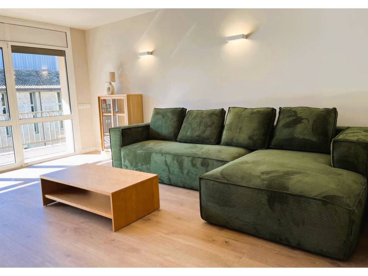 Wohnzimmer von Wohnung miete in Girona Capital mit Klimaanlage, Heizung und Parkett