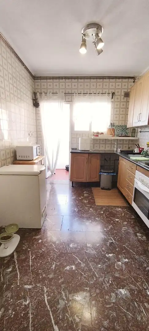 Cocina de Piso en venta en Cádiz con Terraza y Trastero