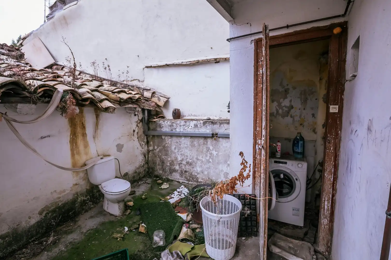 Bany de Casa o xalet en venda en Ayerbe amb Moblat i Balcó