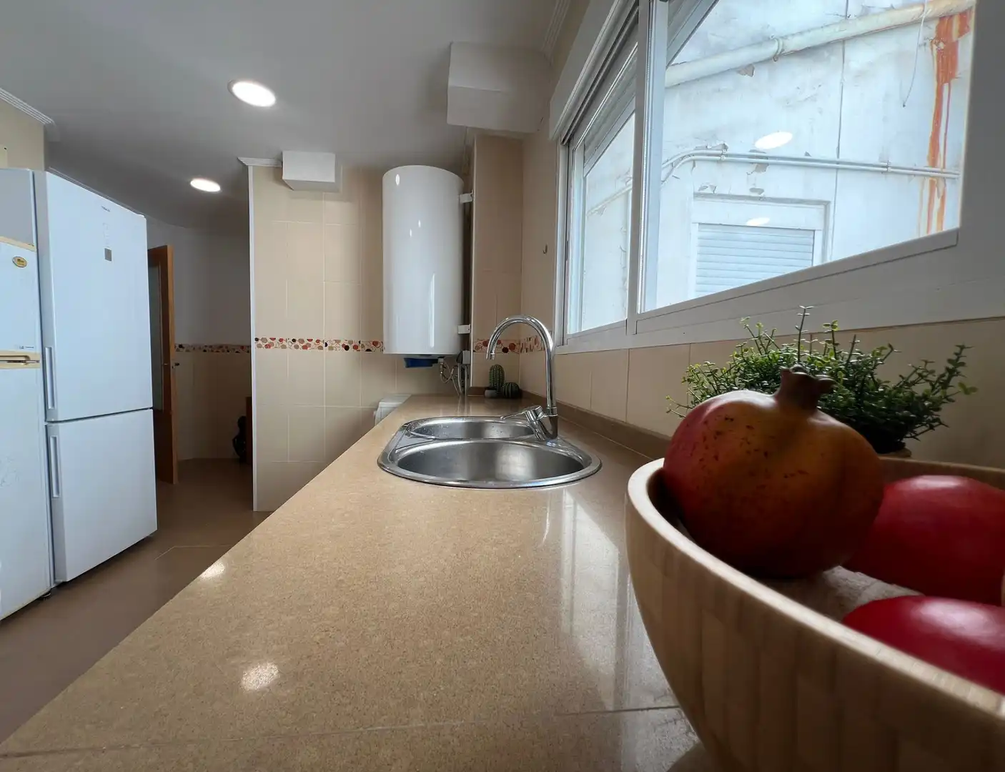 Cocina de Piso para compartir en Castellón de la Plana / Castelló de la Plana con Amueblado, Horno y Lavadora