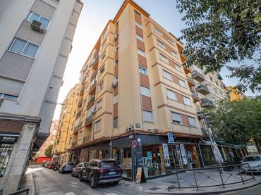 Pis amb balcó en venda a Calle Calle Pío Baroja