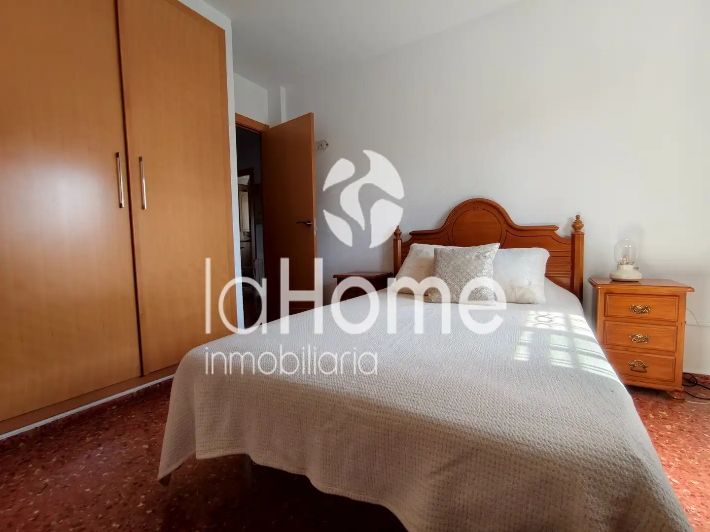 Dormitori de Casa o xalet en venda en San Antonio de Benagéber amb Aire condicionat, Calefacció i Jardí privat