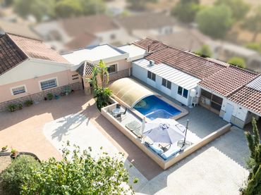 Villa con piscina in vendita a Calle Totaneros