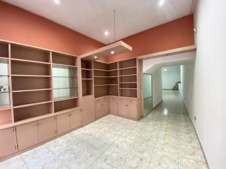 Local comercial en venta en CONDE DE TORRECEDEIRA, imagen 4