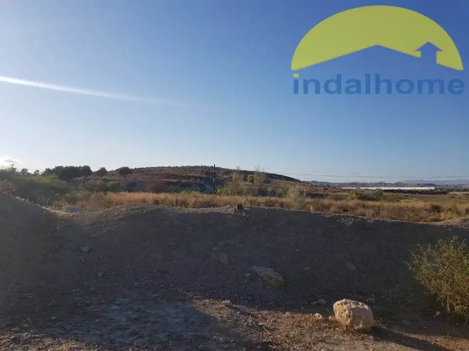Terrenos y solares en venta en Golf Valle Este, imagen 2