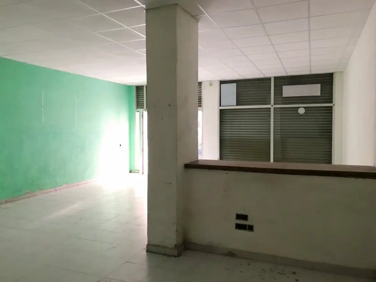 Business premises for sale in Carrer de Barcelona, imagen 4