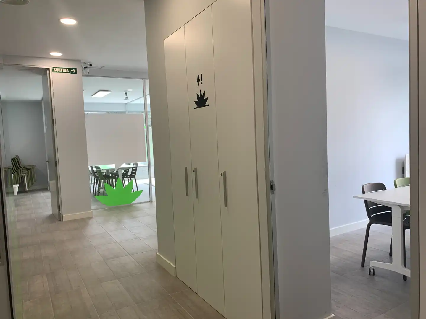 Business premises for sale in Centre - Can Nadal, imagen 6