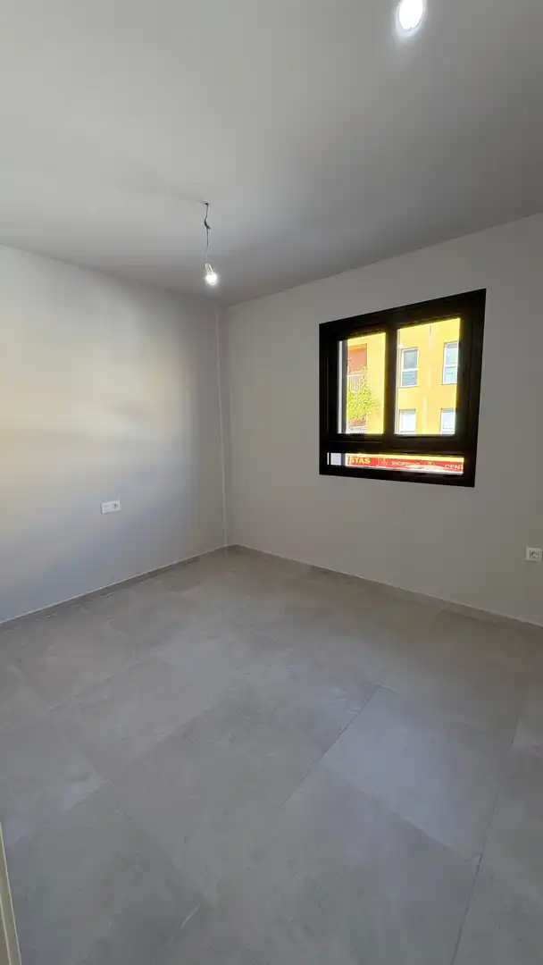 Habitación de Apartamento en venta en Arona con Terraza, Trastero y Domótica