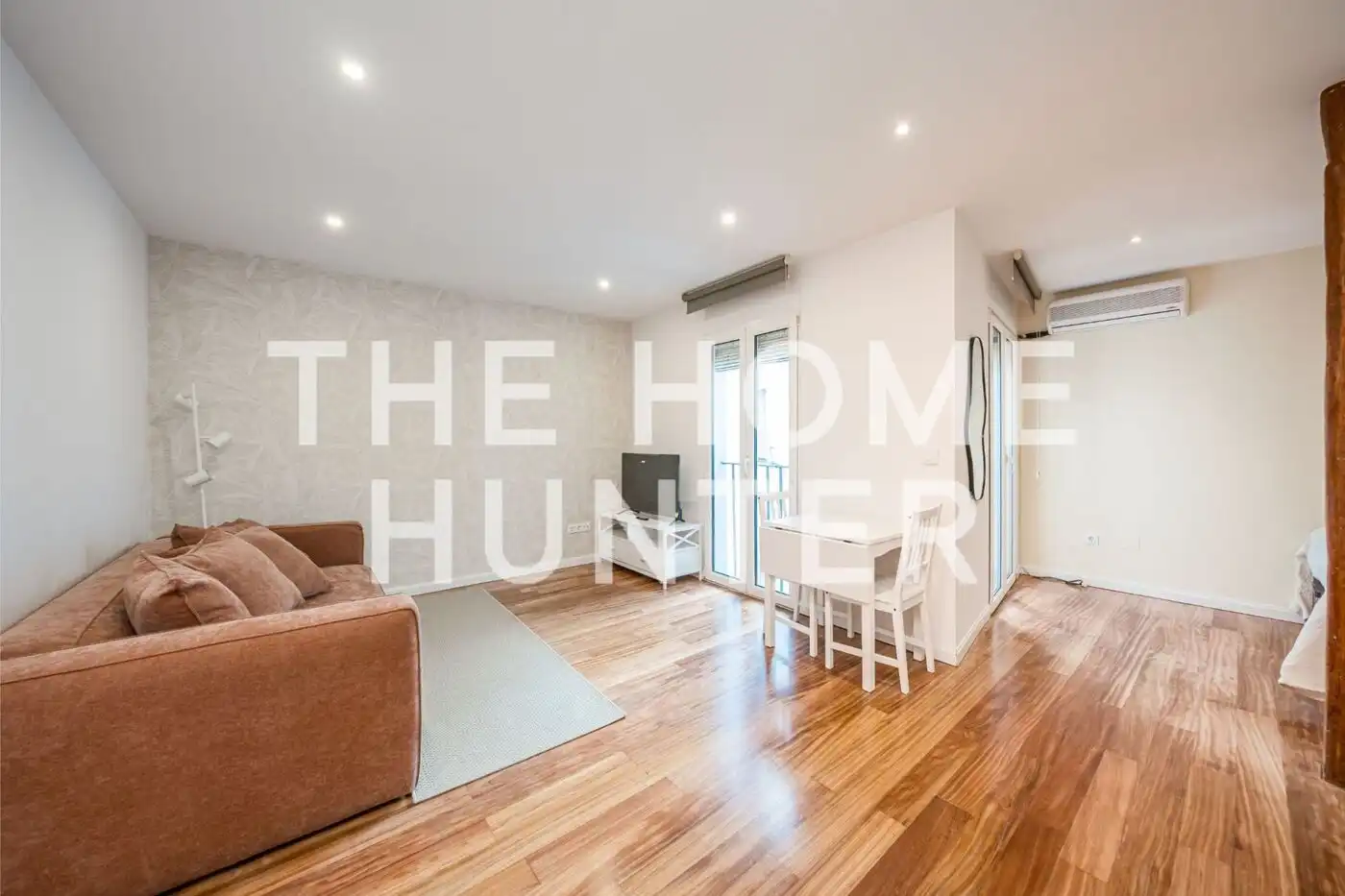 Balcony of Flat for rent in Madrid  with Air Conditioner, Heating and Furnished