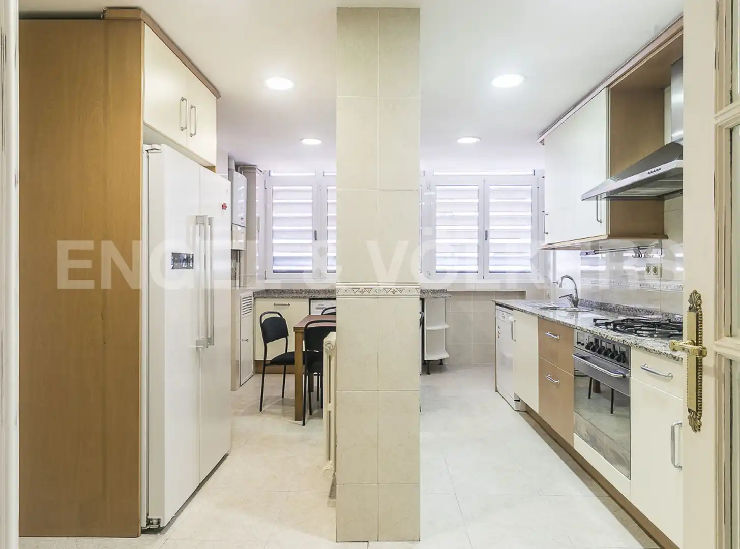 Cocina de Piso en venta en Barcelona con Calefacción y Parquet