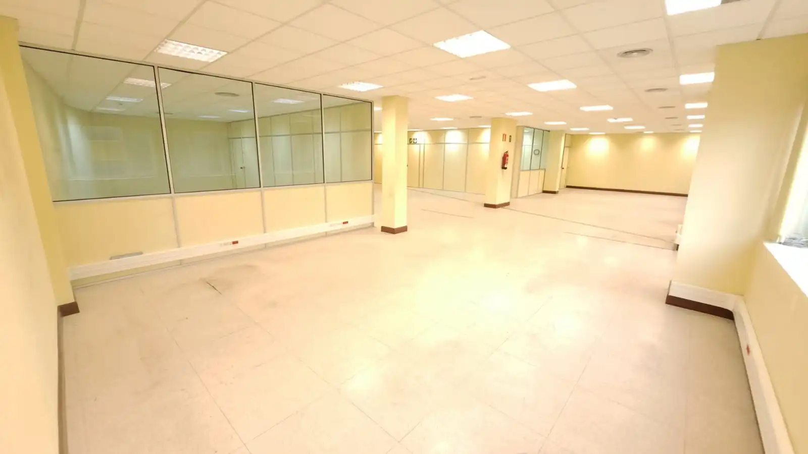 Oficina en venta en Derio con Aire acondicionado y Calefacción
