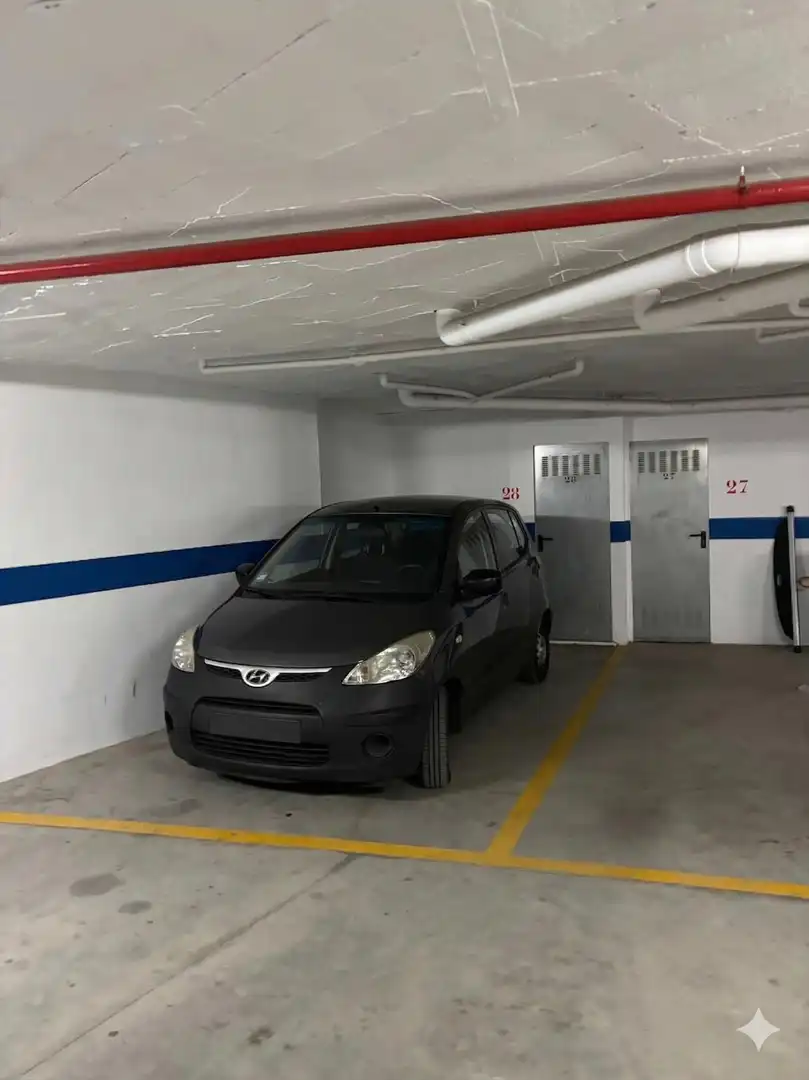 Parking de Planta baja en venta en Fuengirola con Aire acondicionado, Calefacción y Jardín privado