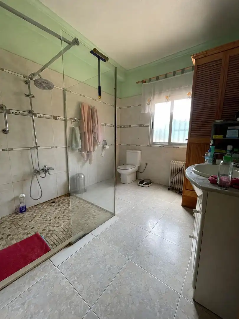 Baño de Casa o chalet en venta en Vilamarxant con Jardín privado, Piscina y Amueblado