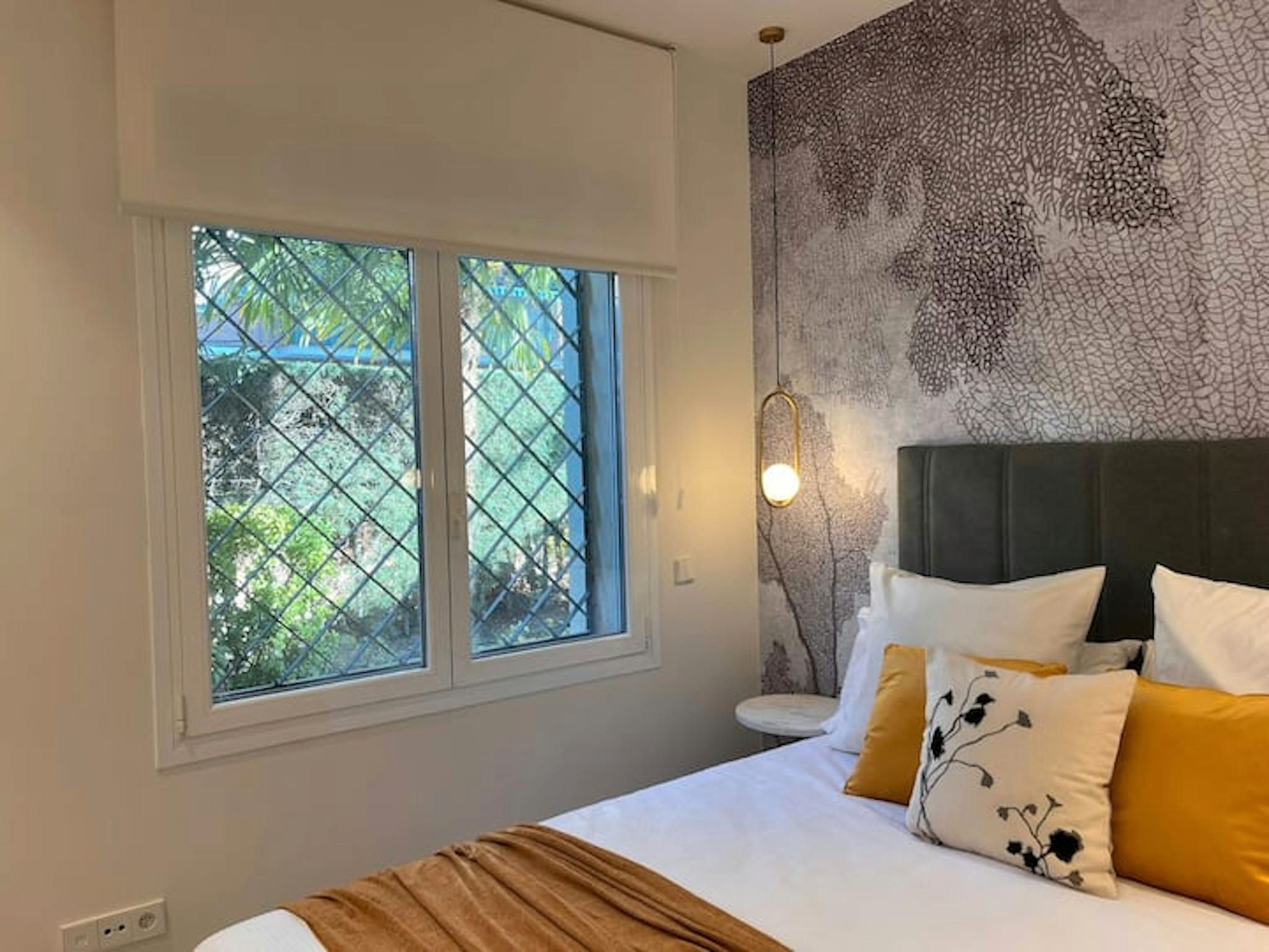 Bedroom of Flat to rent in  Madrid Capital  with Air Conditioner, Heating and Private garden