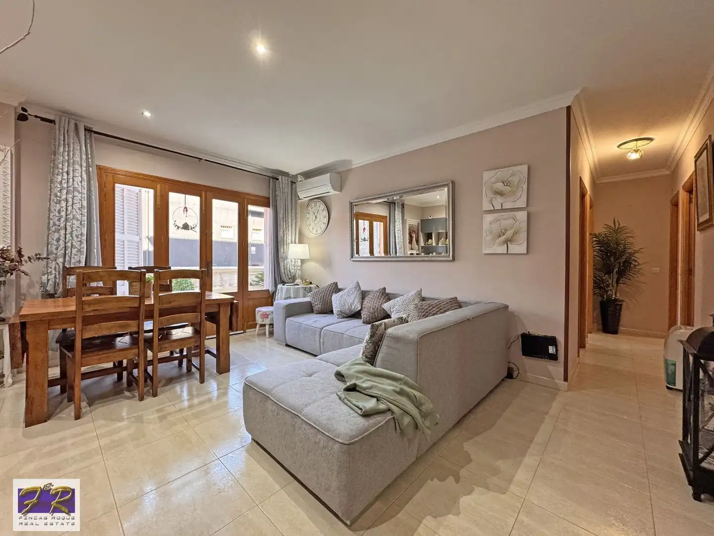 Wohnzimmer von Wohnung zum Verkauf in Santa Margalida mit Klimaanlage, Heizung und Terrasse