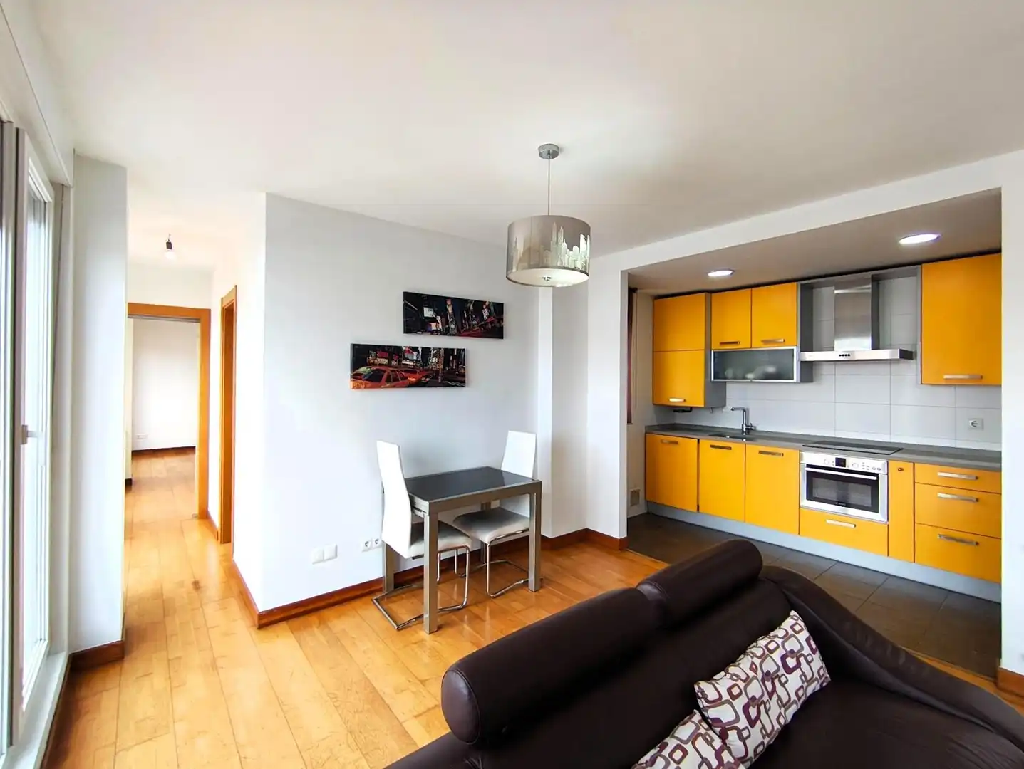 Cuina de Apartament en venda en El Astillero   amb Calefacció, Terrassa i Piscina comunitària