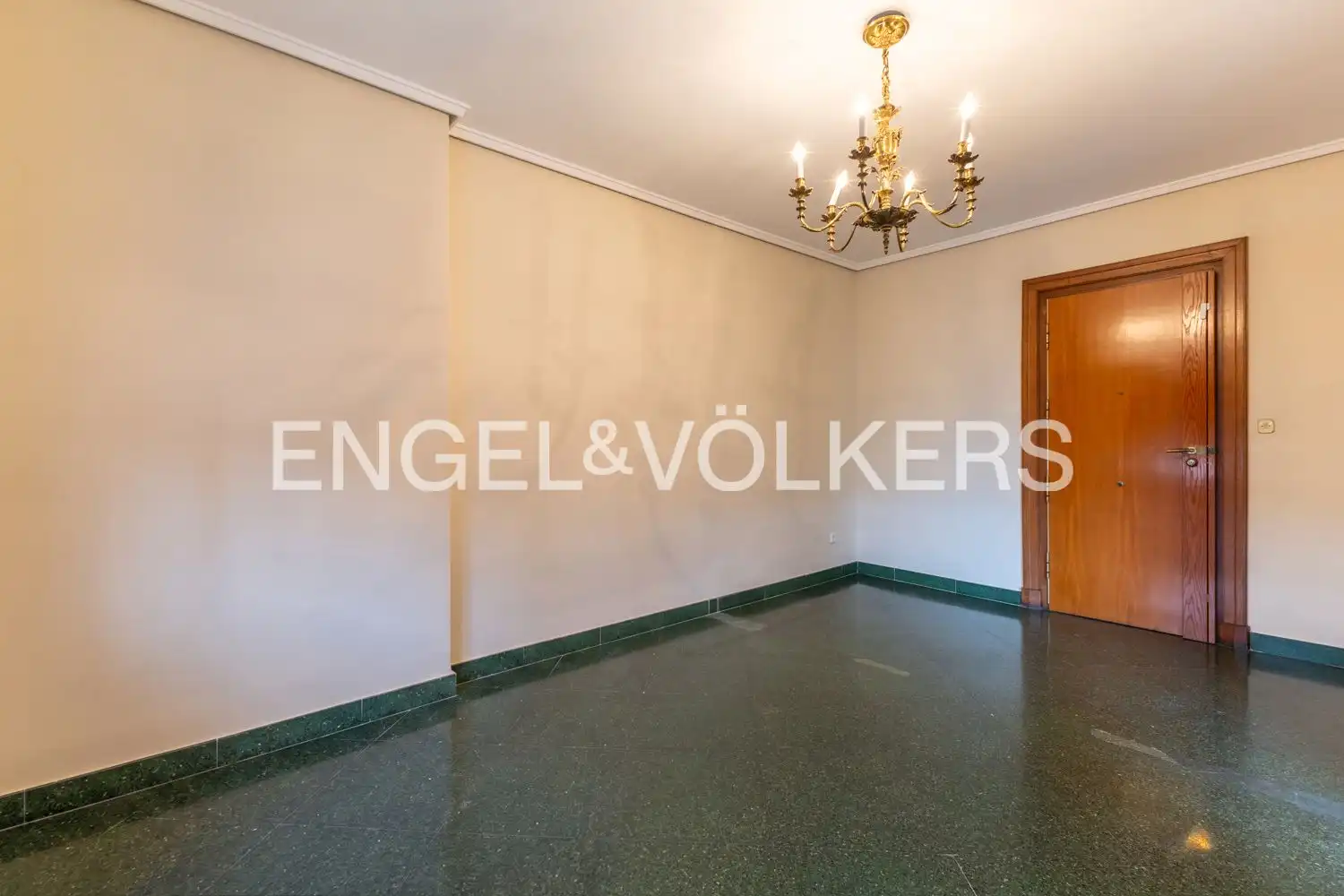 Dining room of Flat for rent in Valencia  with Air Conditioner, Heating and Terrace