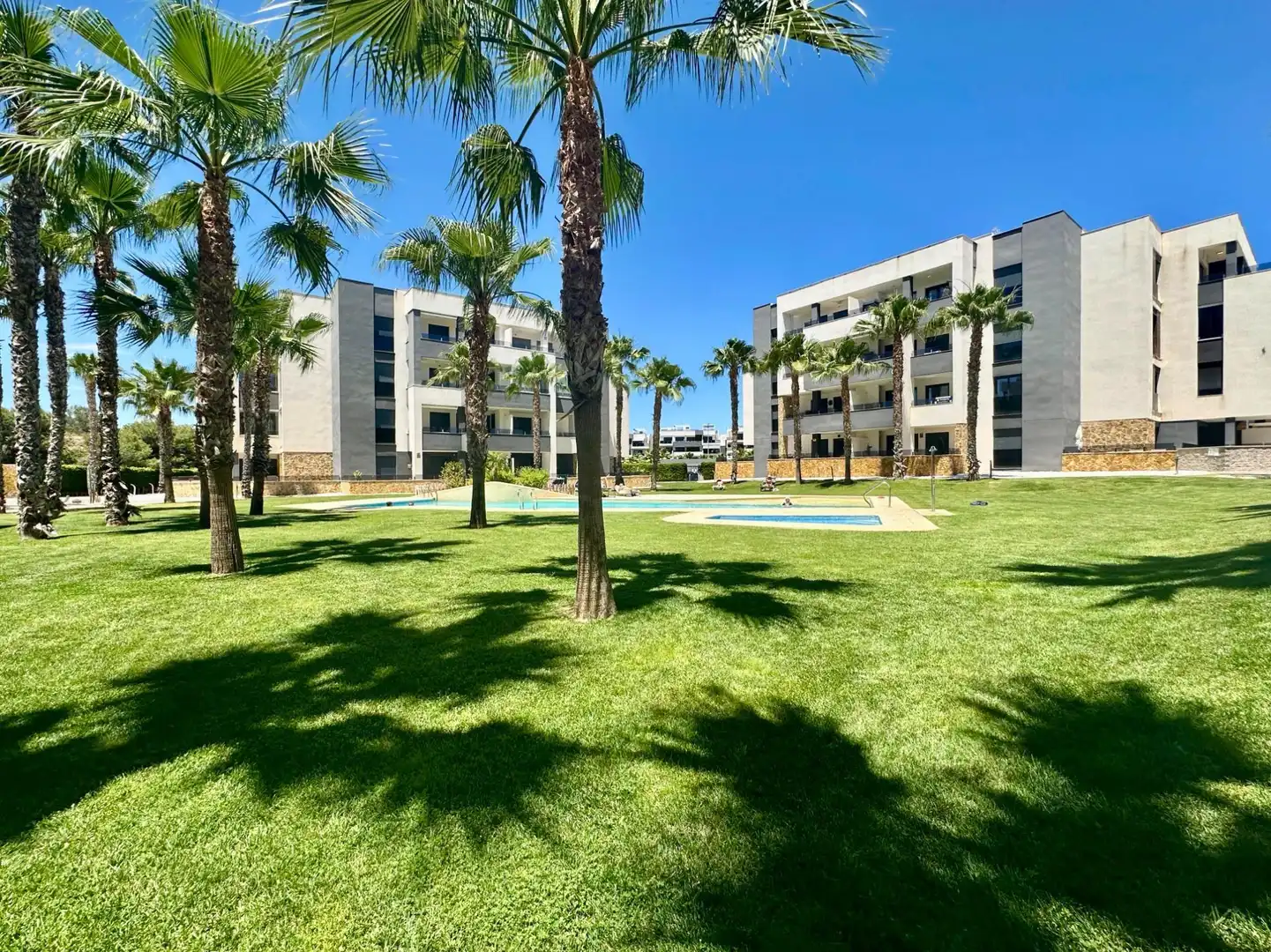 Apartament amb terrassa en venda a Calle 03189, imagen 27