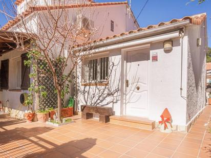 Exterior view of Single-family semi-detached for sale in Roses  with Air Conditioner and Terrace