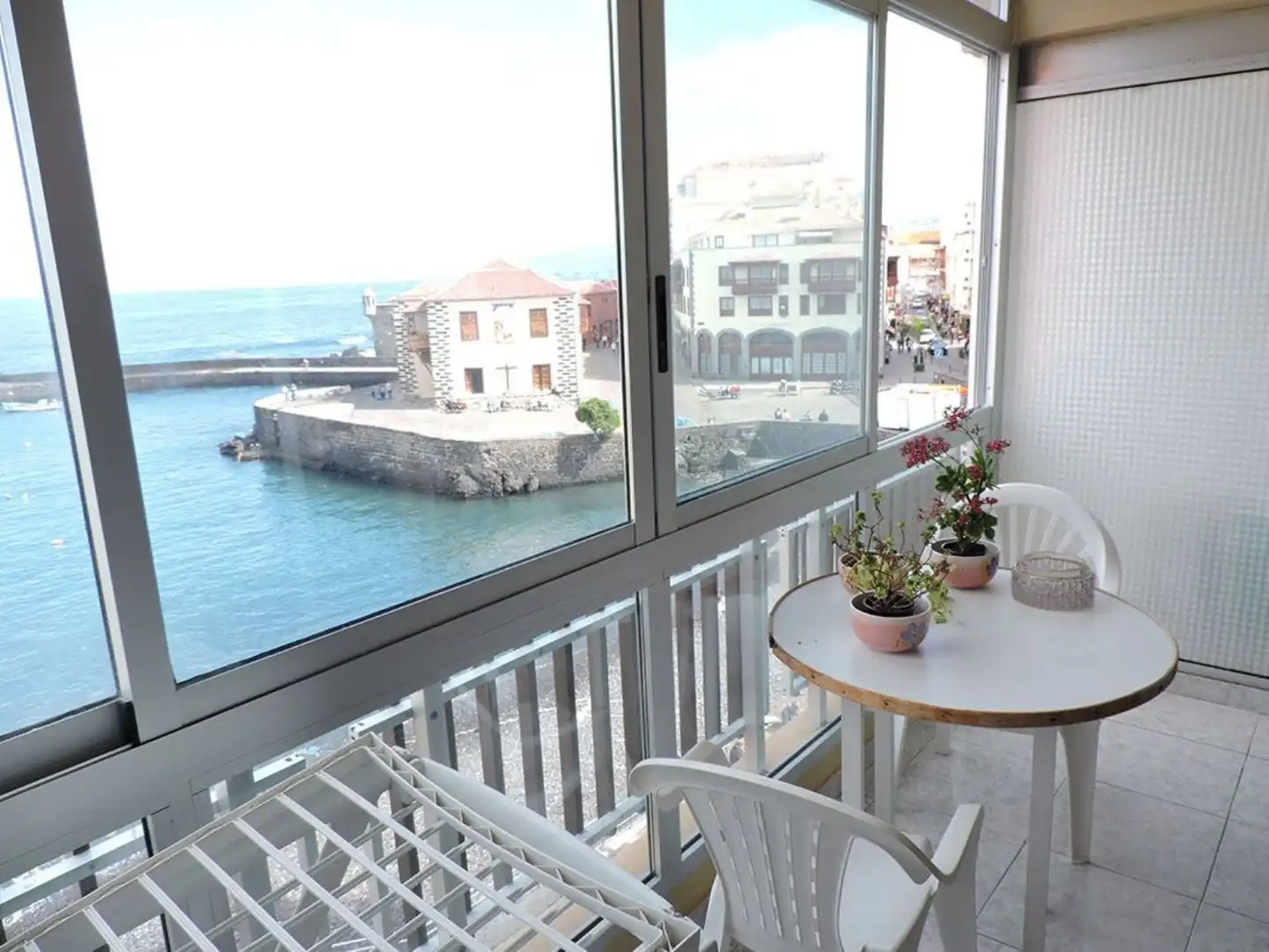 Flat with terrace to rent in Playa Jardín, imagen 2