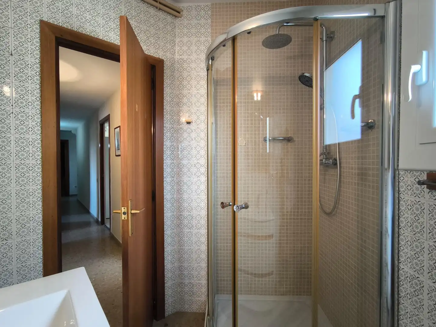 Badezimmer von Wohnung zur Miete in Tarragona