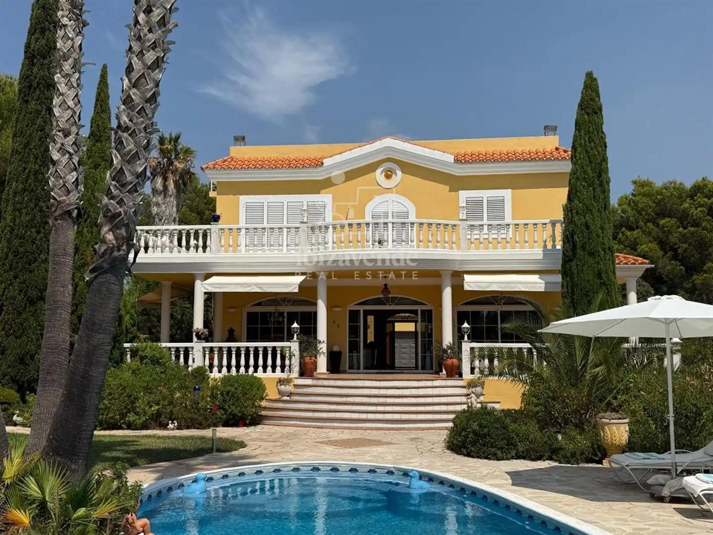 Vista exterior de Casa o chalet en venta en Santa Eulària des Riu con Aire acondicionado, Jardín privado y Terraza