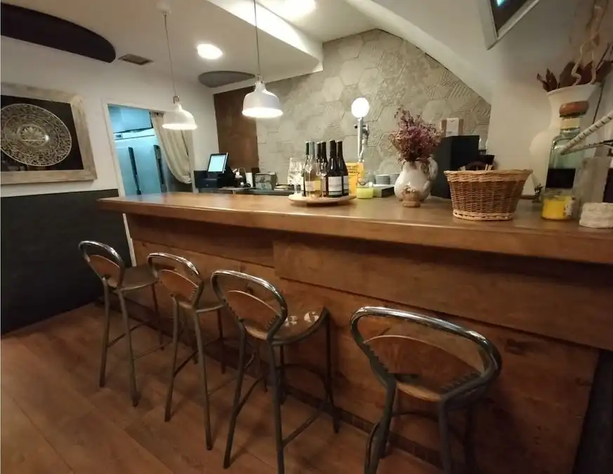 Local comercial en traspàs a Molins de Rei, imagen 2
