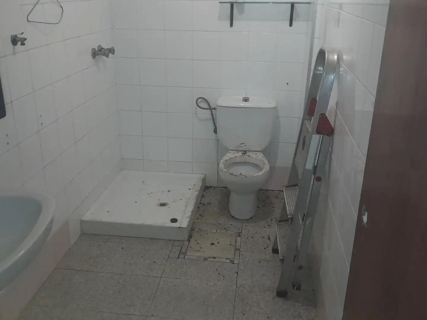 Baño de Local en venta en Valencia con Aire acondicionado