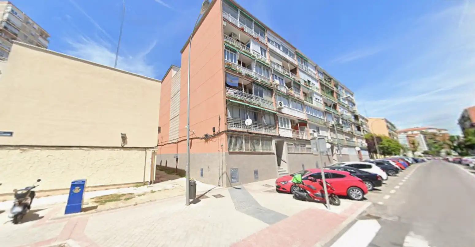 Vista exterior de Casa o chalet en venta en Madrid