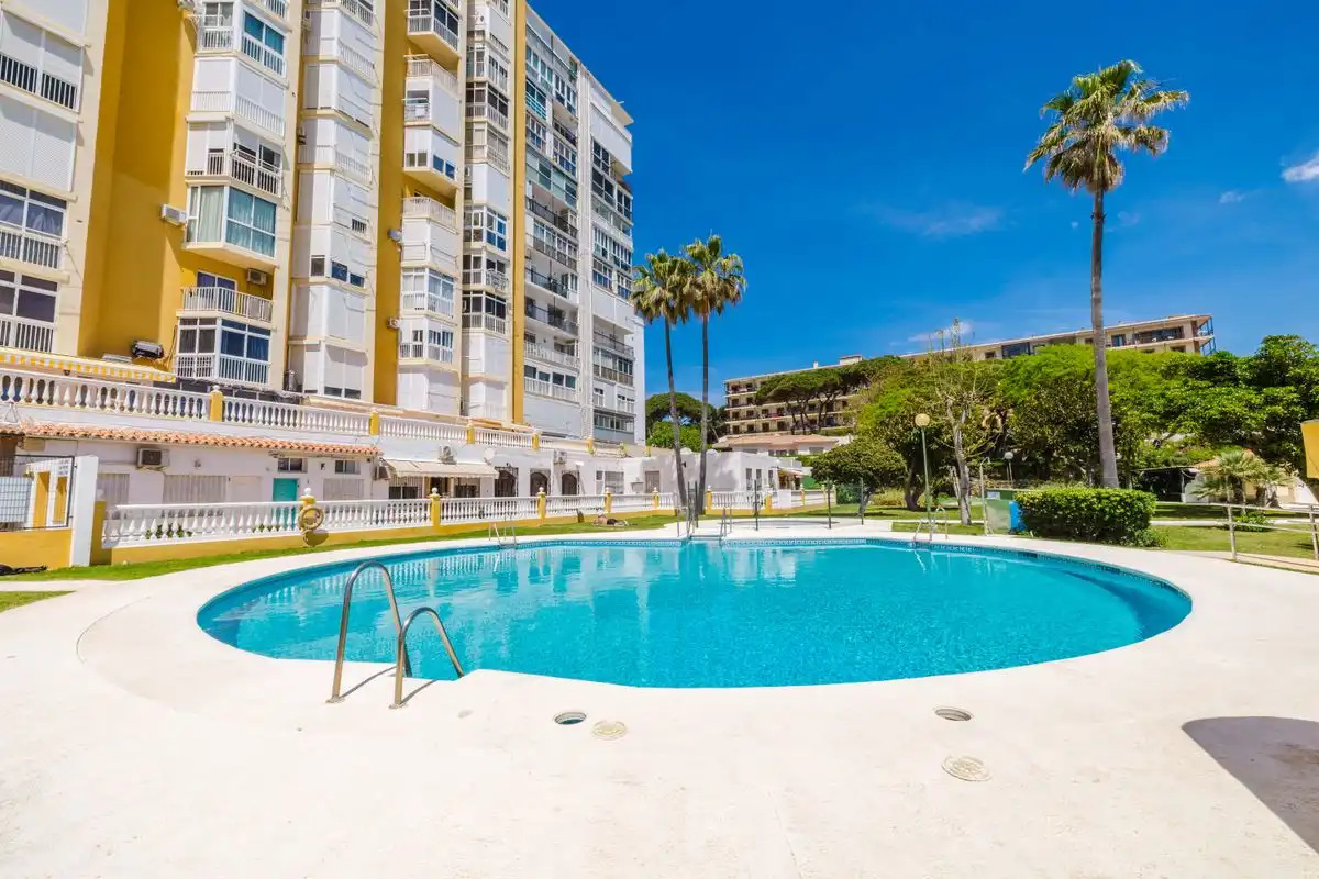 Vivienda con piscina en venta en Calle Alhamar, imagen 23