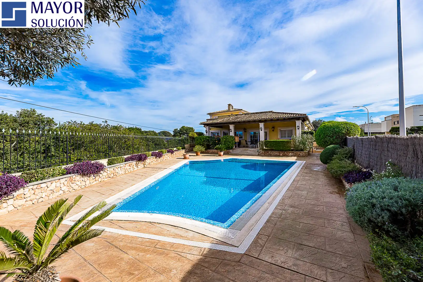 Piscina de Casa o xalet en venda en  Palma de Mallorca amb Aire condicionat, Calefacció i Jardí privat