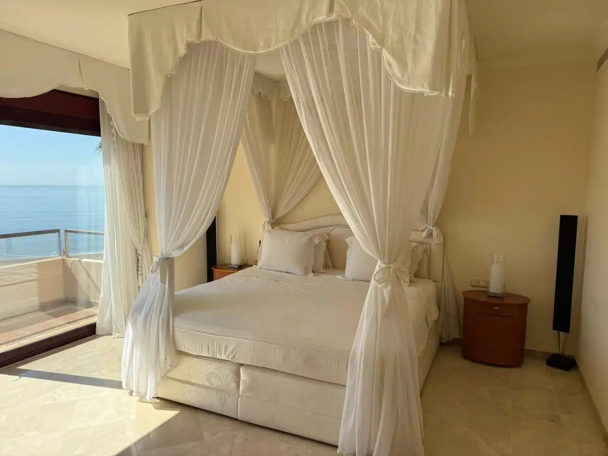 Schlafzimmer von Maisonette zur Miete in Estepona mit Terrasse, Schwimmbad und Gemeinschaftspool