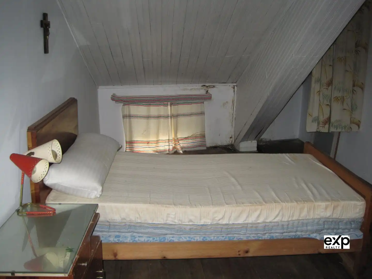 Bedroom of Houses for sale in O Valadouro    with Parquet flooring