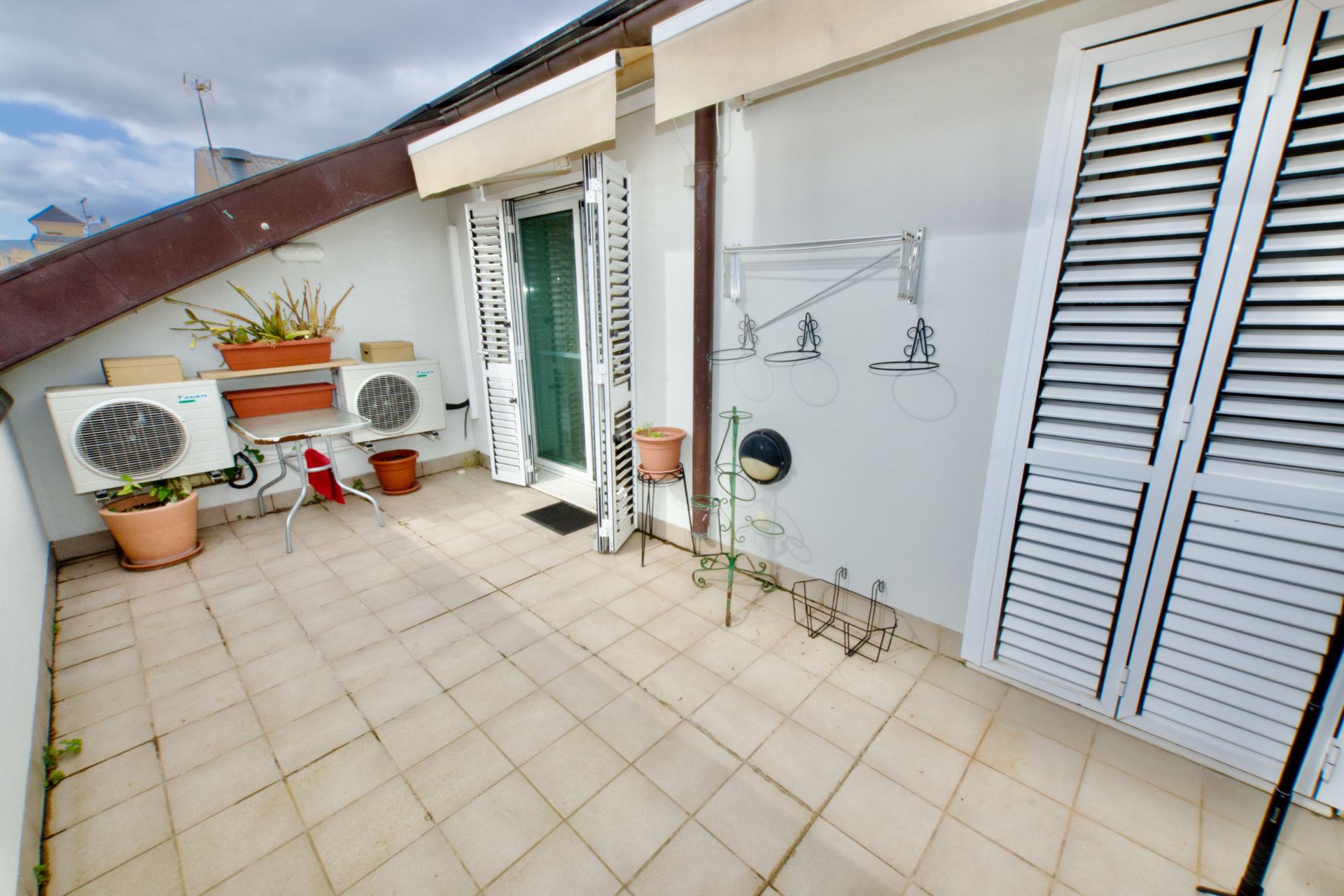 Terrace of Duplex to rent in Terrassa  with Air Conditioner, Heating and Parquet flooring