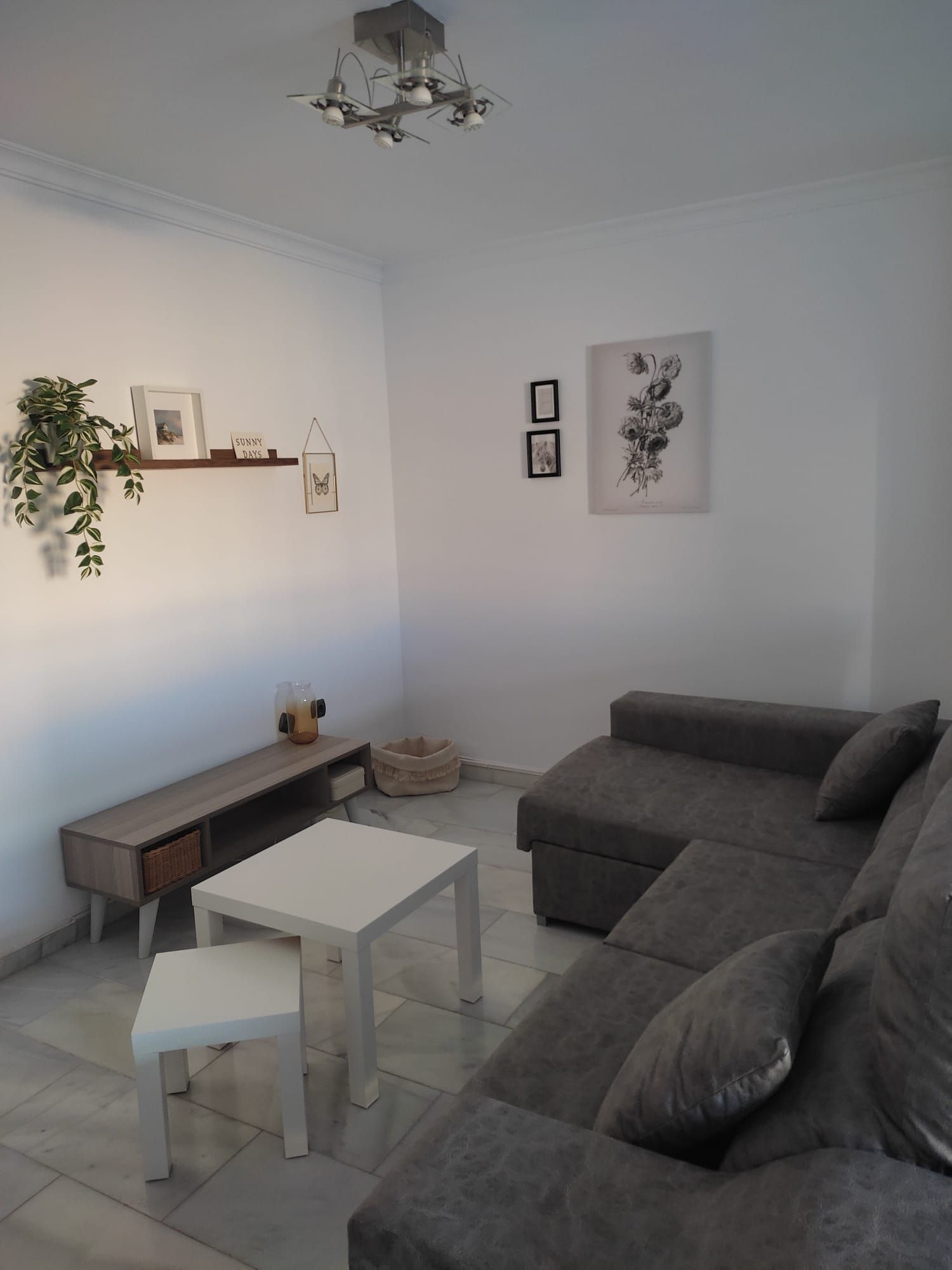 Sala d'estar de Pis de lloguer en Málaga Capital amb Aire condicionat, Terrassa i Moblat