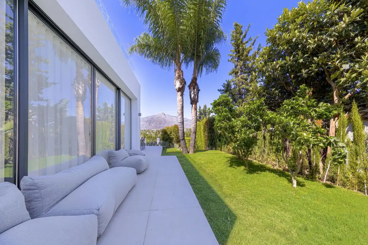 Chalet con piscina en venta en Nueva Andalucía, imagen 5