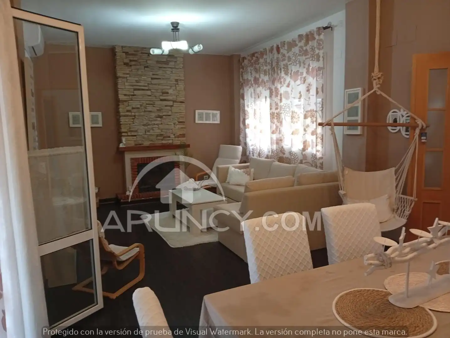Sala d'estar de Casa o xalet en venda en Alcalá de Guadaira amb Aire condicionat, Calefacció i Jardí privat